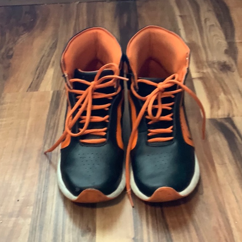 Ryderwear shoes,black and orange, size 11 women’s